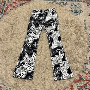 St. John sport floral black and white flare pants size 0